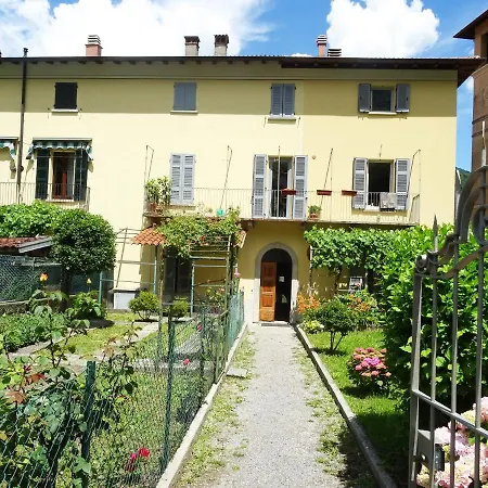 La Vite Holiday Naggio